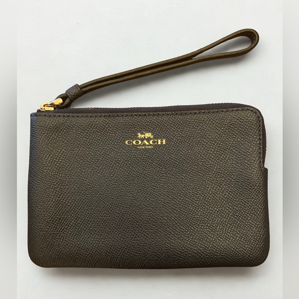 COACH | Mini Zip Wristlet